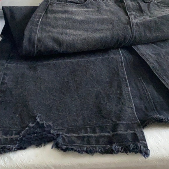 Mo&co. Black denim skirt - Picture 6 of 13